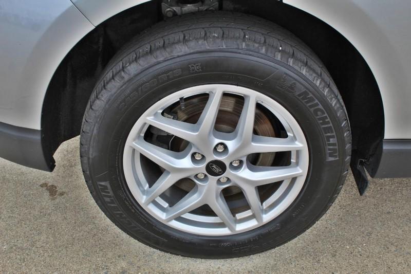 used 2024 Ford Edge car, priced at $27,998