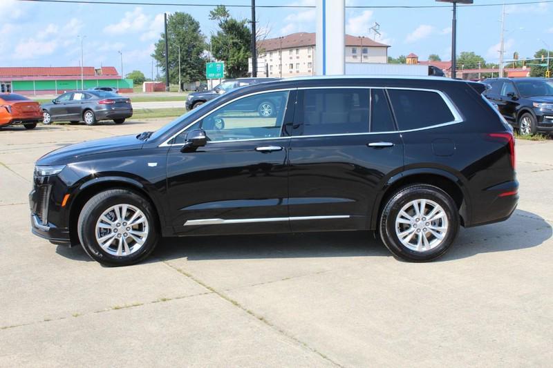 used 2023 Cadillac XT6 car, priced at $37,998