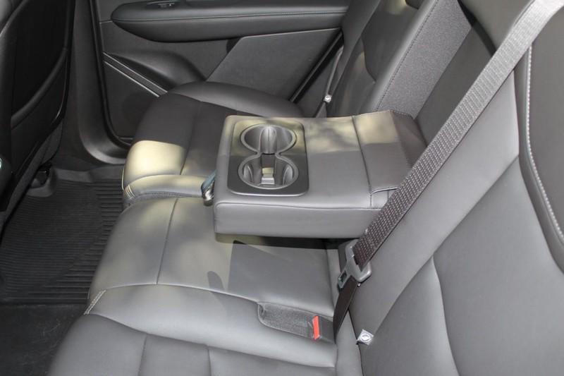 used 2023 Cadillac XT6 car, priced at $37,998