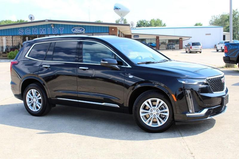 used 2023 Cadillac XT6 car, priced at $37,998