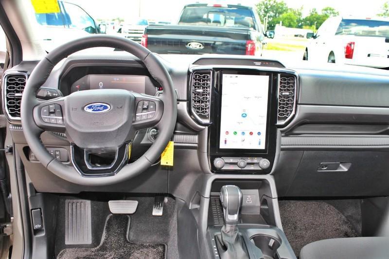 new 2025 Ford Ranger car, priced at $40,395