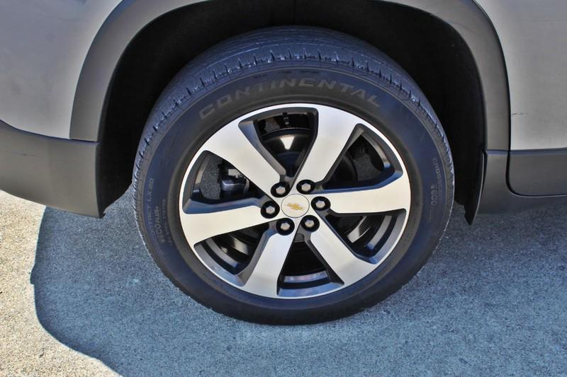 used 2020 Chevrolet Traverse car, priced at $25,998