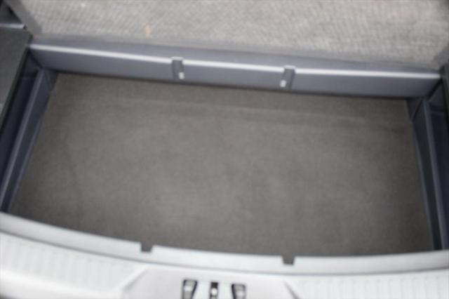 used 2025 Ford Explorer car, priced at $42,998