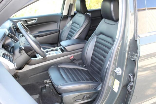 used 2022 Ford Edge car, priced at $30,998