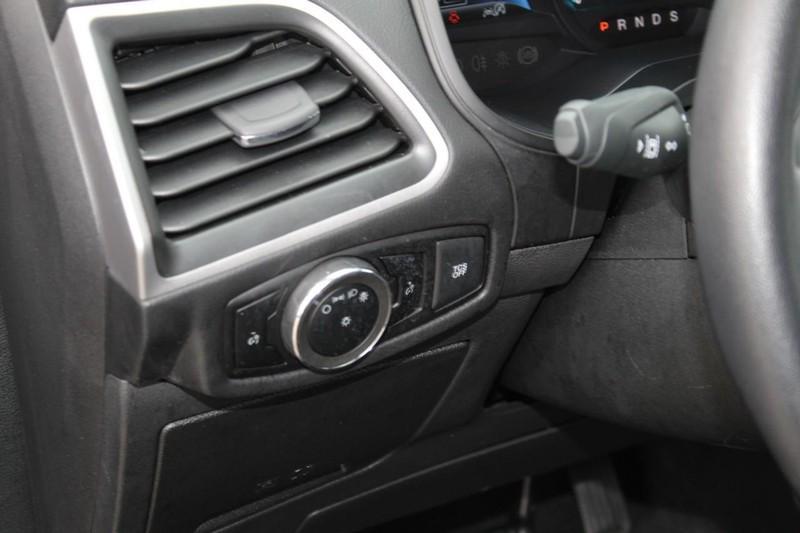 used 2024 Ford Edge car, priced at $26,998