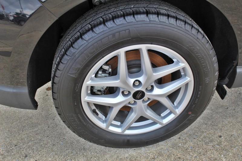 used 2024 Ford Edge car, priced at $26,998