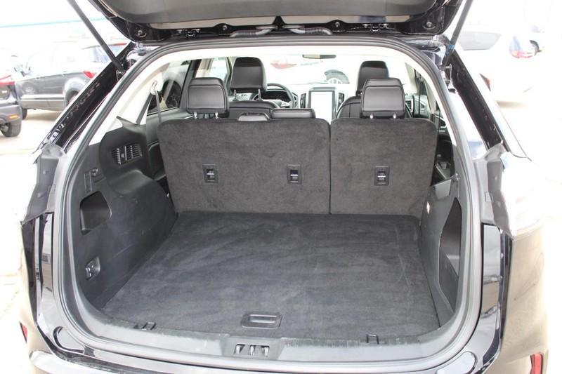 used 2024 Ford Edge car, priced at $26,998