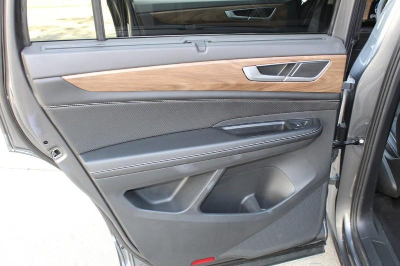 used 2024 Volkswagen Atlas car, priced at $36,998