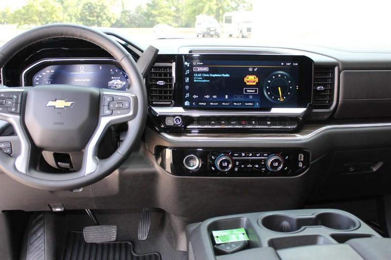 used 2024 Chevrolet Silverado 1500 car, priced at $42,998