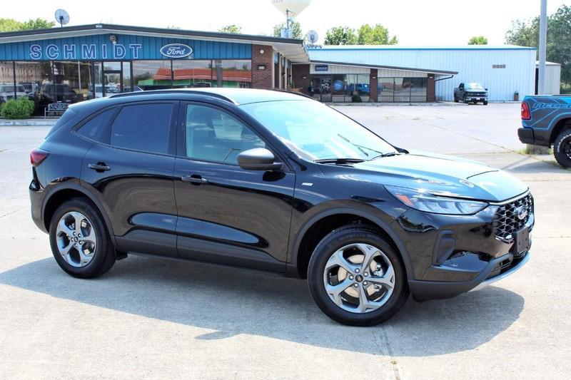 new 2025 Ford Escape car, priced at $32,090