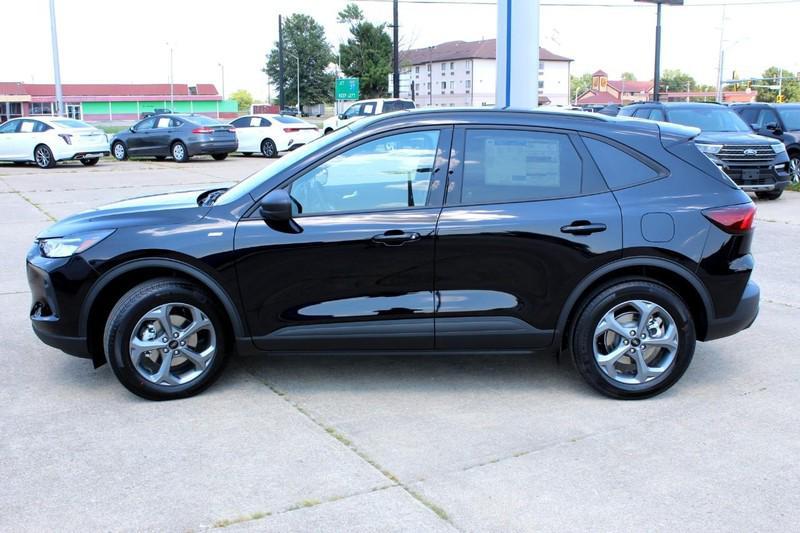 new 2025 Ford Escape car, priced at $32,090