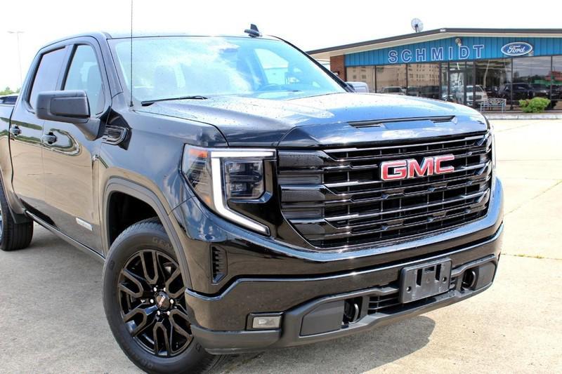 used 2023 GMC Sierra 1500 car, priced at $43,998