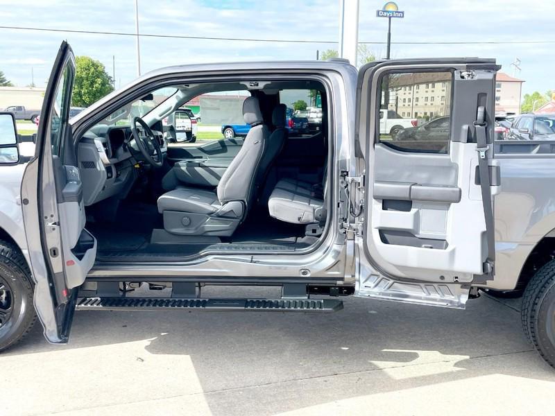 new 2025 Ford F-350 car, priced at $60,580
