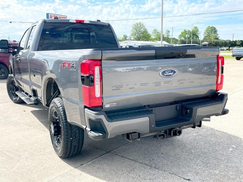 new 2025 Ford F-350 car, priced at $60,580
