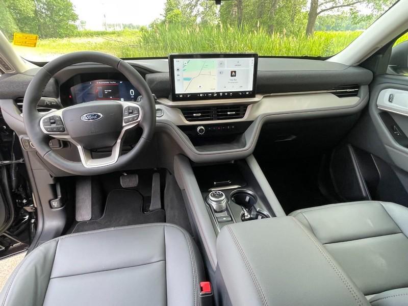 new 2025 Ford Explorer car, priced at $47,540