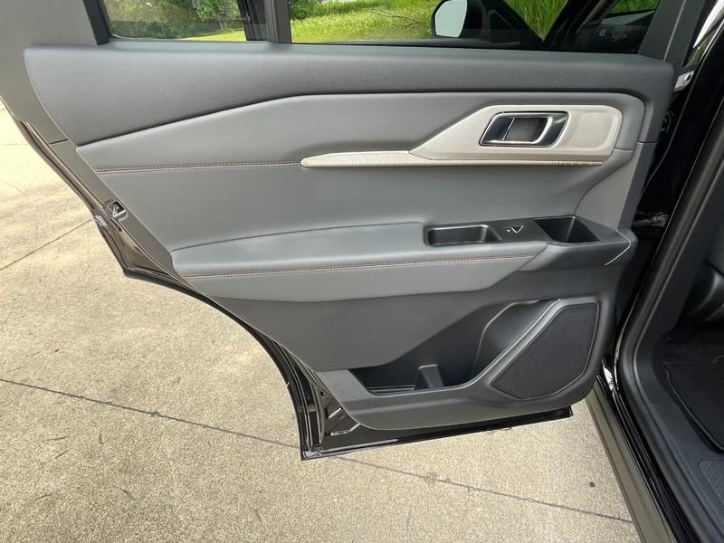new 2025 Ford Explorer car, priced at $47,540
