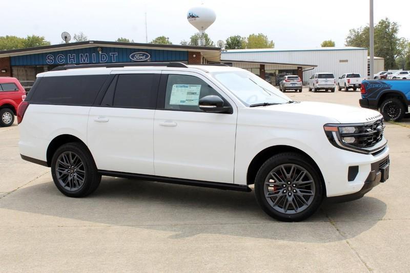 new 2025 Ford Expedition Max car, priced at $87,485