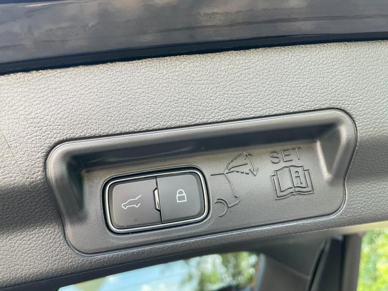 used 2024 Ford Explorer car, priced at $40,998