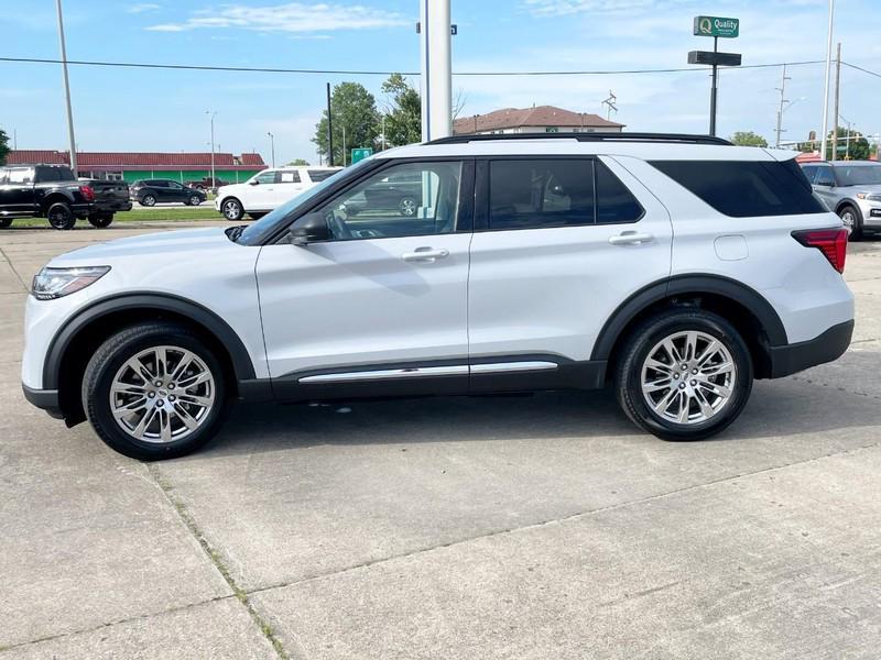 new 2025 Ford Explorer car, priced at $47,720