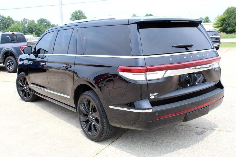 used 2023 Lincoln Navigator car, priced at $83,998