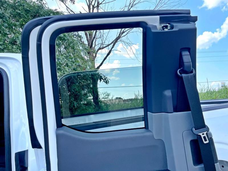 used 2023 Ford F-150 car, priced at $30,998
