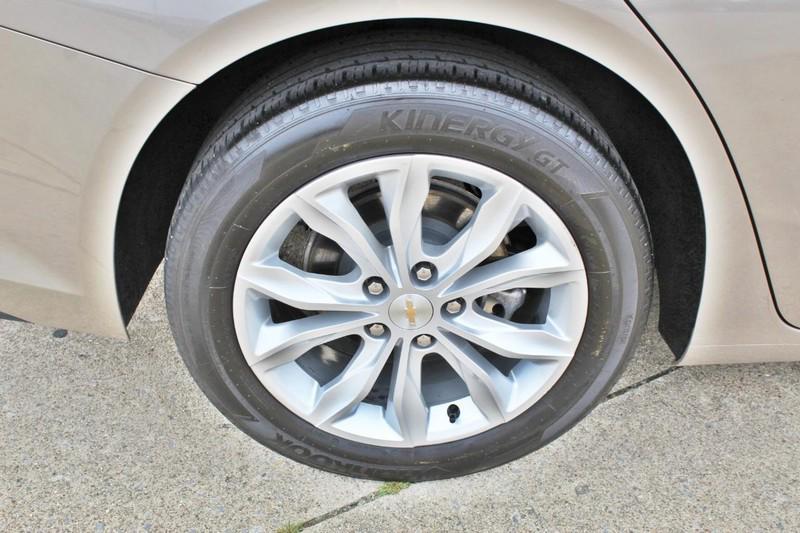 used 2024 Chevrolet Malibu car, priced at $21,998