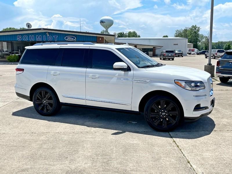 used 2024 Lincoln Navigator car, priced at $79,998