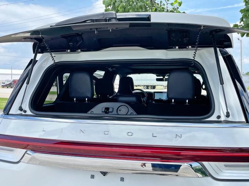 used 2024 Lincoln Navigator car, priced at $79,998