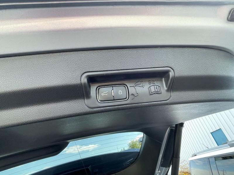 used 2021 Ford Explorer car, priced at $26,998