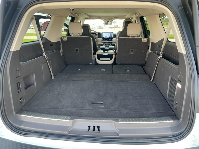 used 2024 Lincoln Navigator car, priced at $79,998
