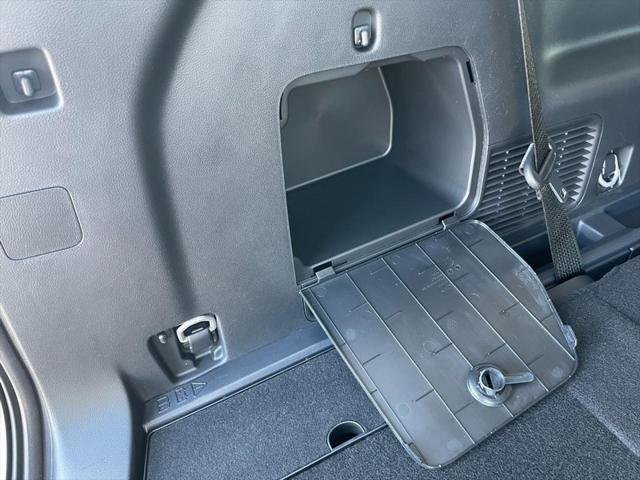 new 2025 Ford Explorer car, priced at $44,685