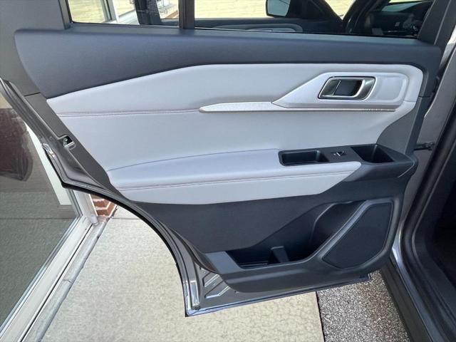 new 2025 Ford Explorer car, priced at $44,685