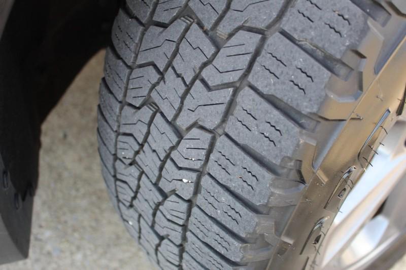 used 2024 Ford Edge car, priced at $27,998