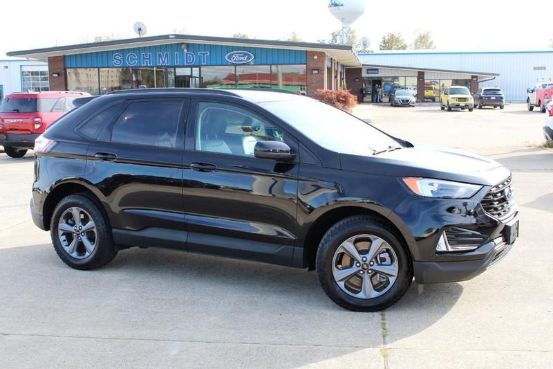 used 2024 Ford Edge car, priced at $27,998