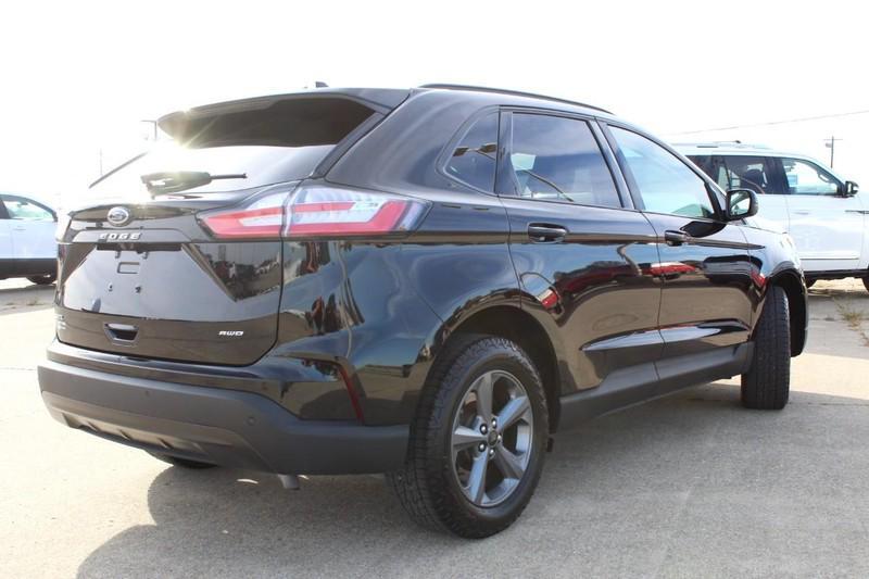 used 2024 Ford Edge car, priced at $27,998