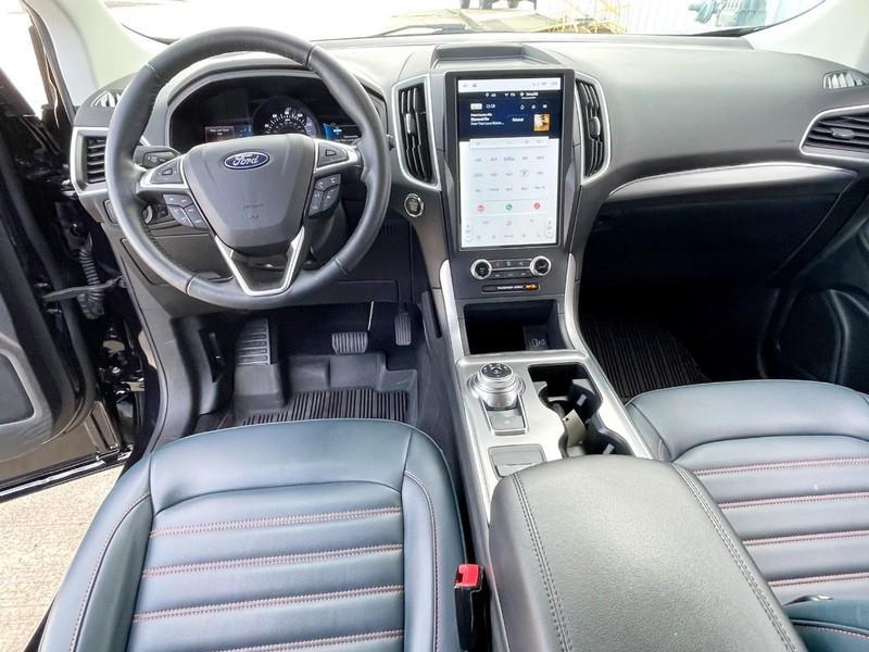 used 2024 Ford Edge car, priced at $27,998