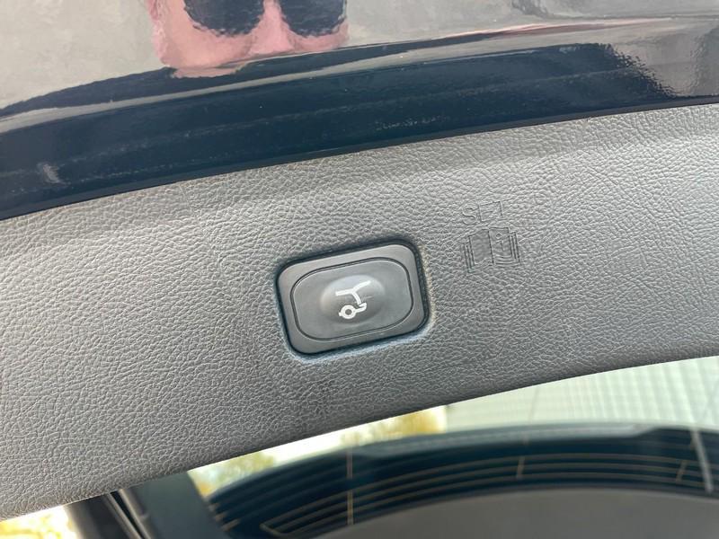 used 2024 Ford Edge car, priced at $27,998