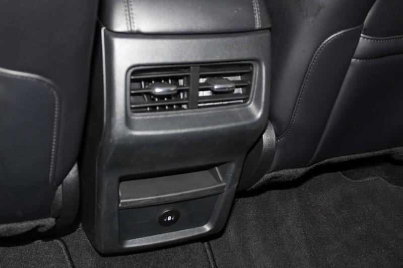 used 2024 Ford Edge car, priced at $27,998