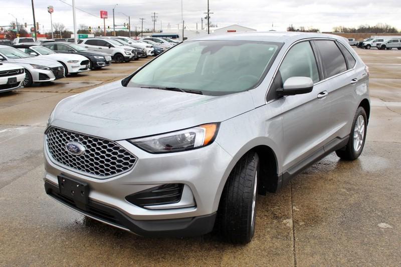 used 2024 Ford Edge car, priced at $27,998