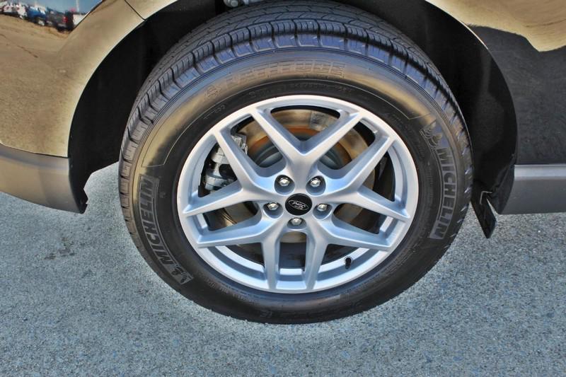 used 2024 Ford Edge car, priced at $26,998