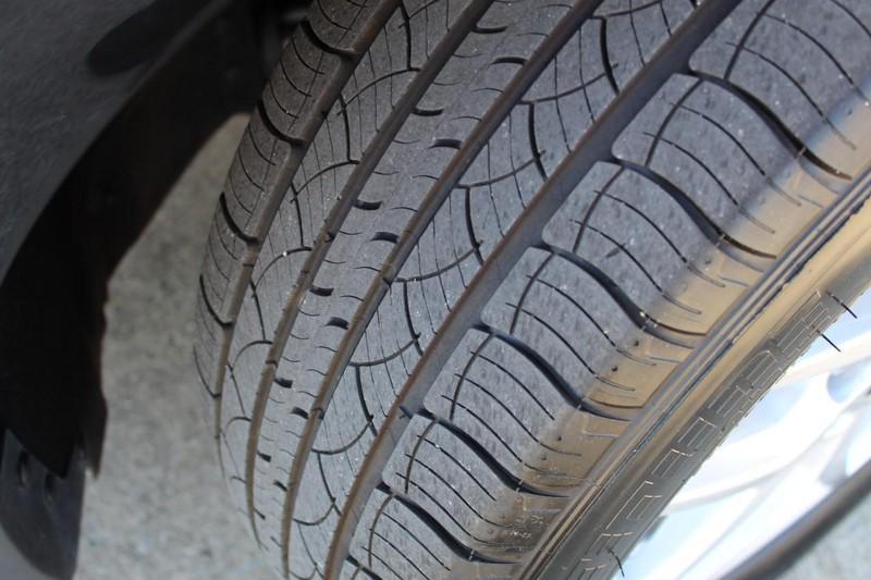 used 2024 Ford Edge car, priced at $26,998