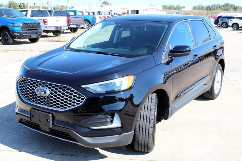 used 2024 Ford Edge car, priced at $26,998