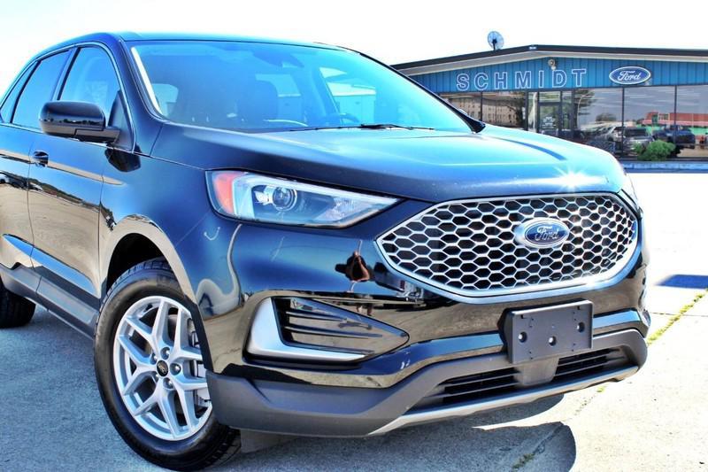 used 2024 Ford Edge car, priced at $26,998