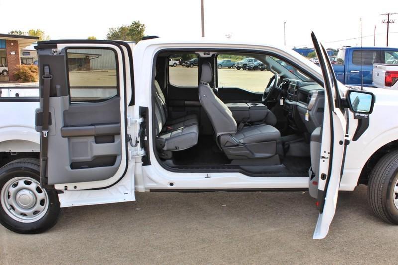 used 2023 Ford F-150 car, priced at $32,998