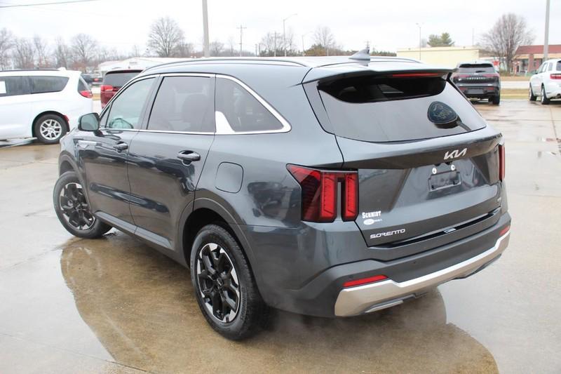 used 2024 Kia Sorento car, priced at $33,998