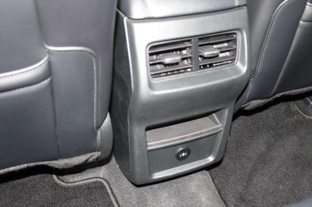 used 2024 Ford Edge car, priced at $26,998