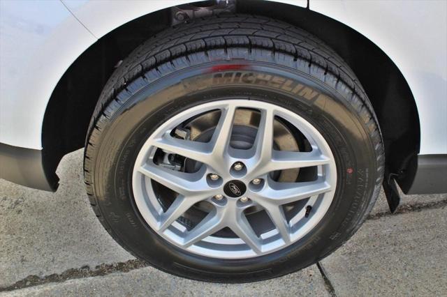 used 2024 Ford Edge car, priced at $26,998