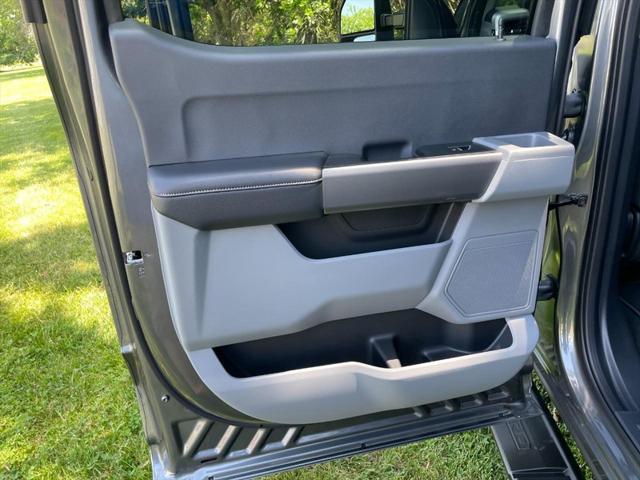 new 2025 Ford F-250 car, priced at $60,020