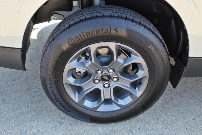 new 2025 Ford Maverick car, priced at $36,020