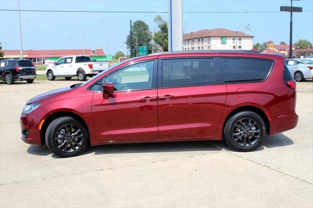 used 2020 Chrysler Pacifica car, priced at $29,998